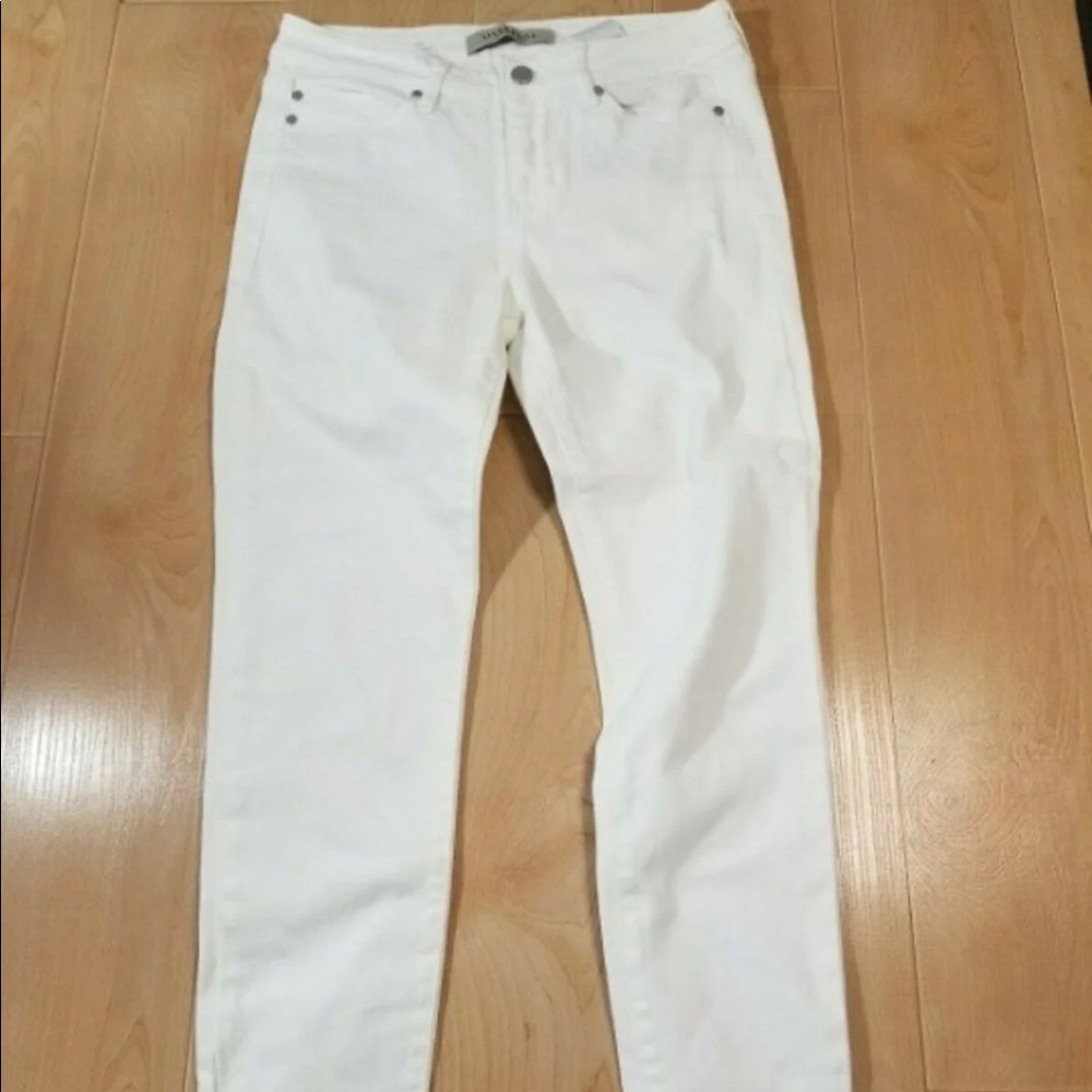 Liverpool white pants